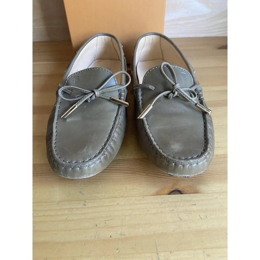 TOD’S Gommino Driving Shoes Size 38,5 (US 8,5) Gray Flat Leather - Picture 2 of 8